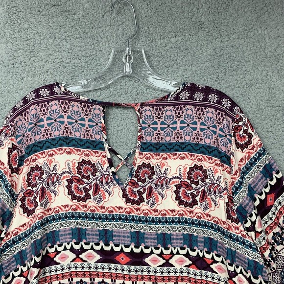 RENEE C Womens Blouse Size XL Stitch Fix Boho 3/4 Sleeve Keyhole Crossfront NWT - Picture 12 of 14